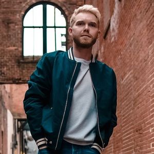 Meet your Posher, Charles